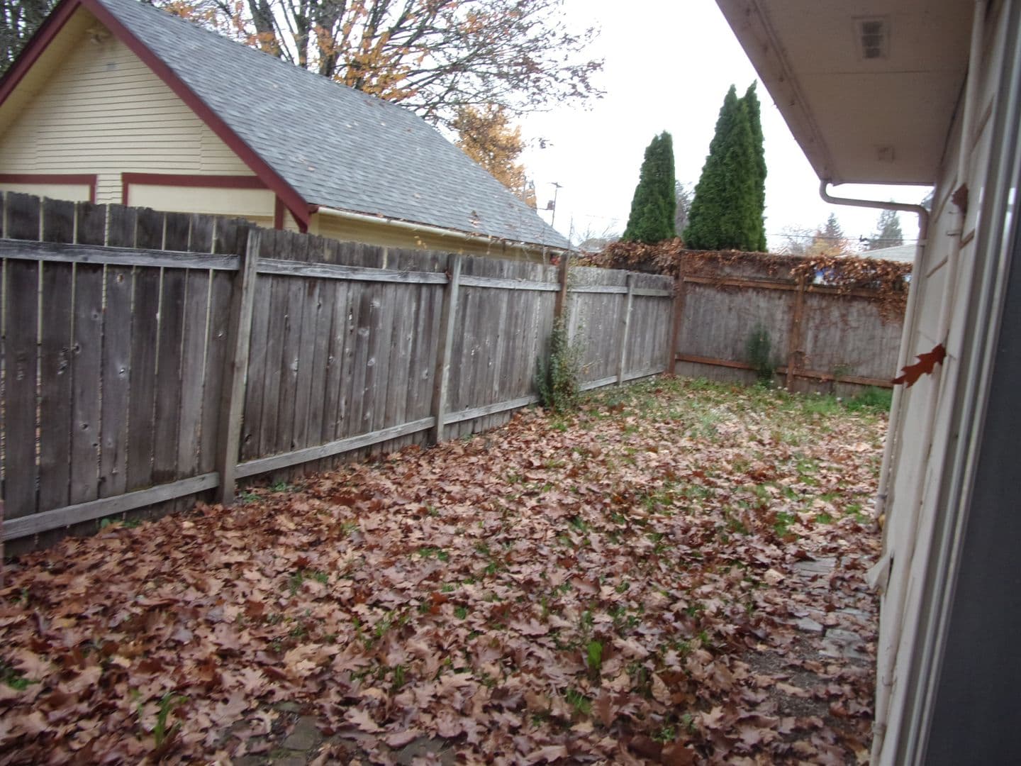 Corvallis Apartment: 1585 - 1595 NW Tyler