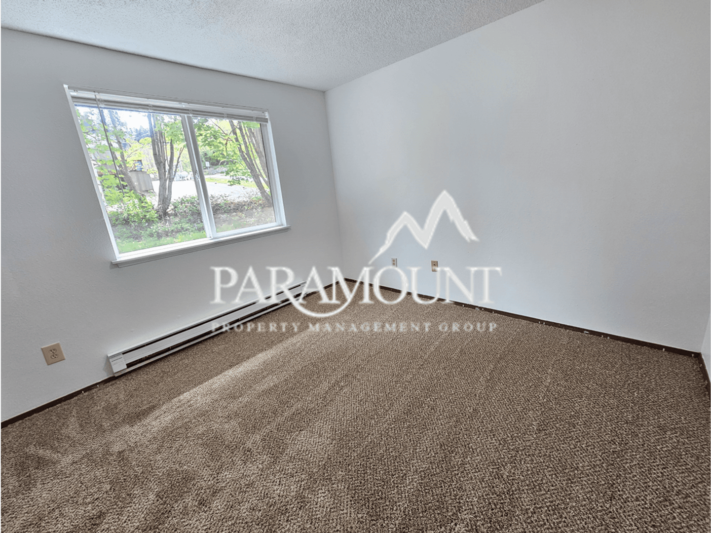 Fox Island Condo: 575 6th Avenue #4