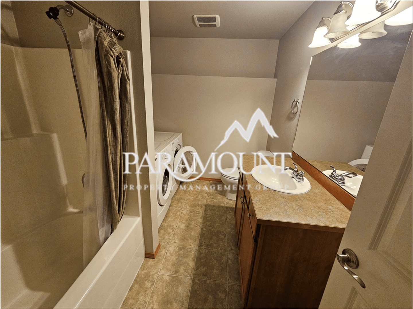 Port Orchard House: 515 Radey St