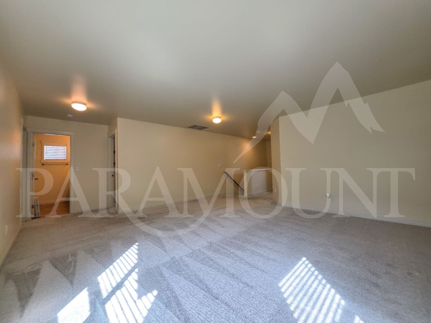 Port Orchard House: 2163 SW Warbler Way