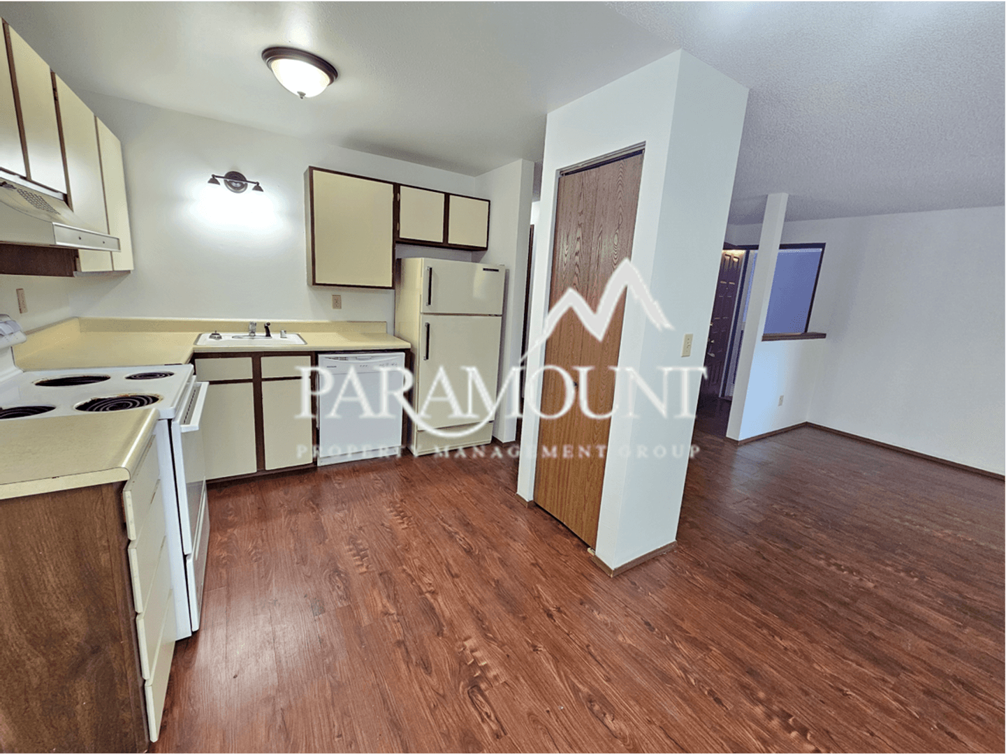 Fox Island Condo: 575 6th Avenue #4