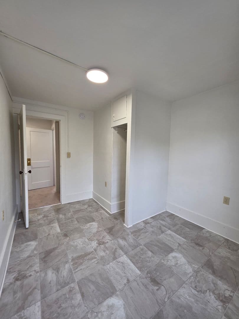 Elmira Heights Apartment: 2115-2117 College AVE