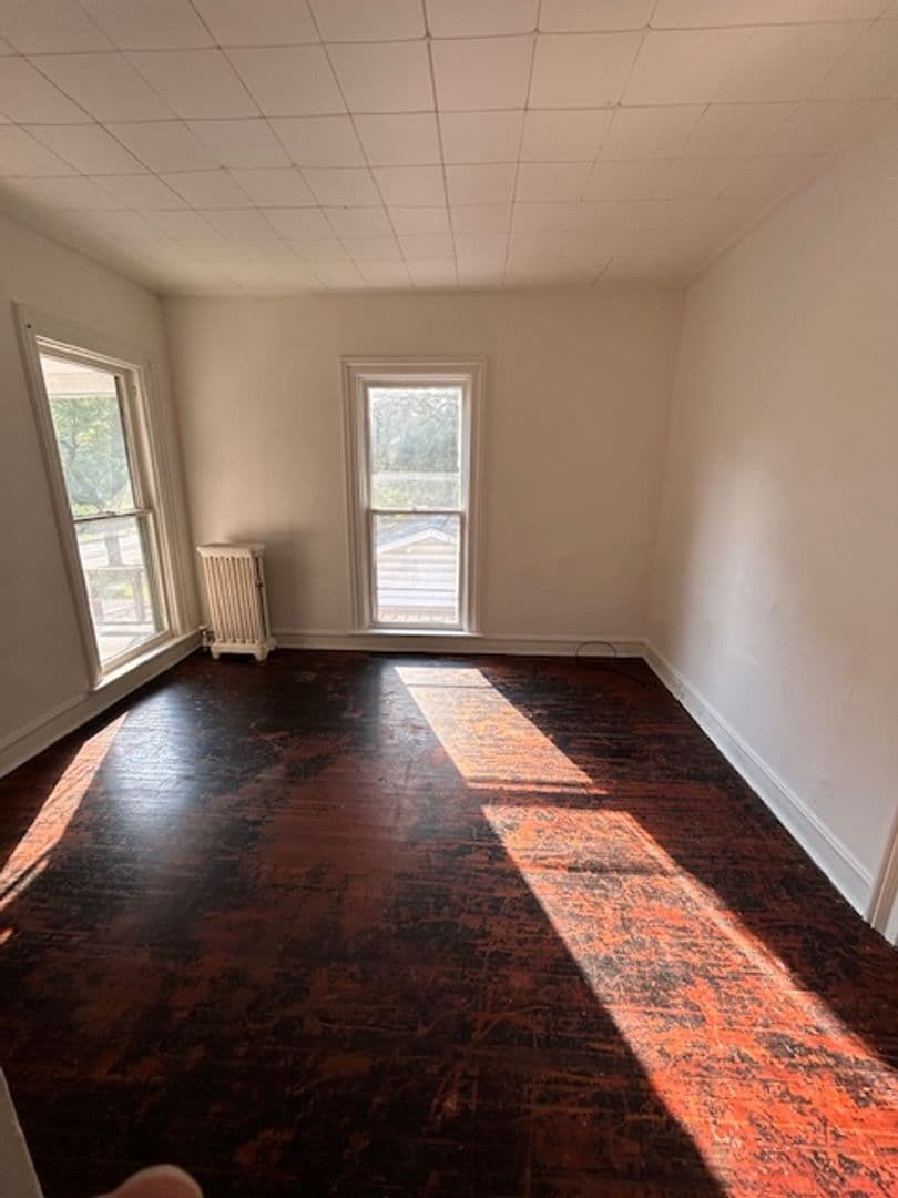 Elmira Apartment: 504 Maple AVE