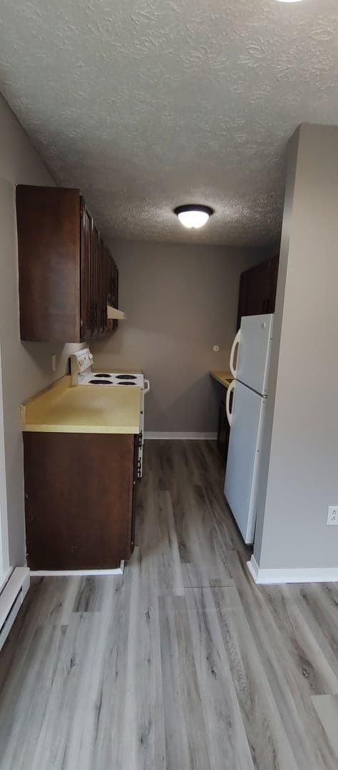 Elmira Apartment: 713 W Church ST