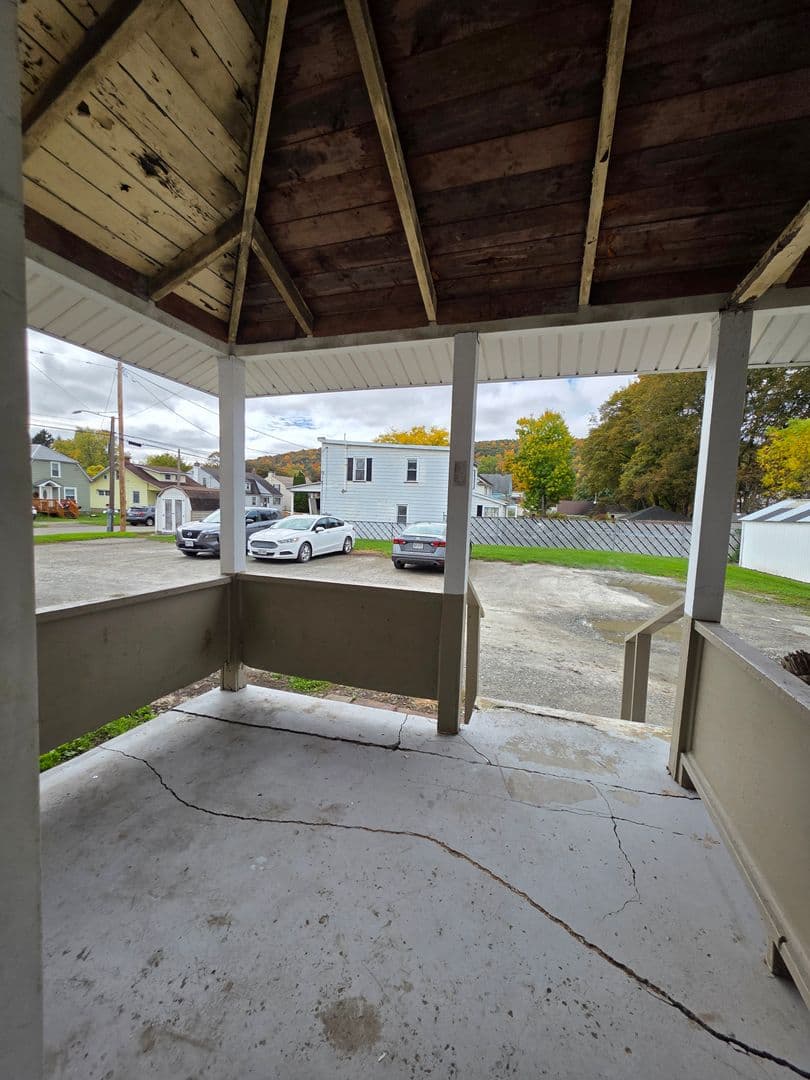Elmira Heights Apartment: 2115-2117 College AVE