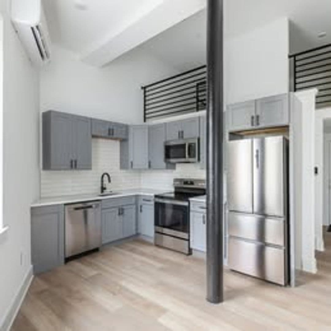 Philadelphia Apartment: 6516 Germantown Ave - 2A