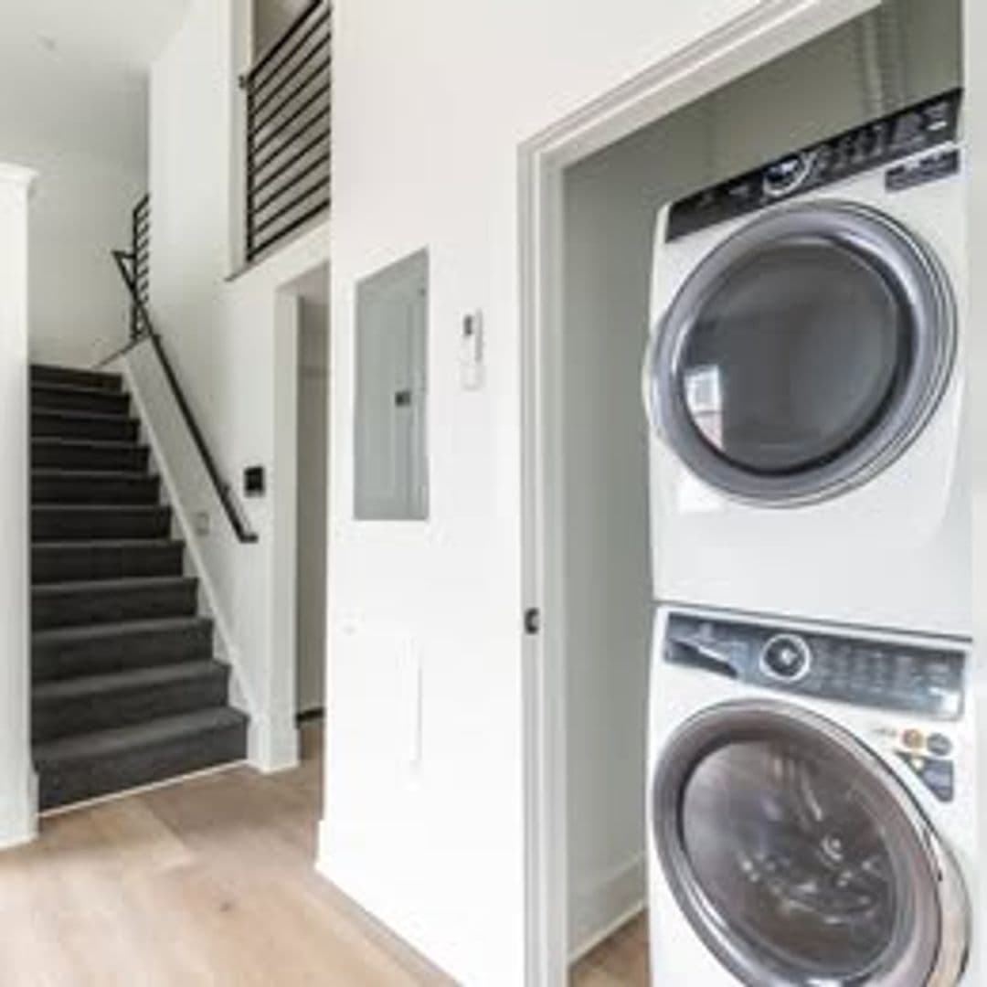 Philadelphia Apartment: 6516 Germantown Ave - 2A