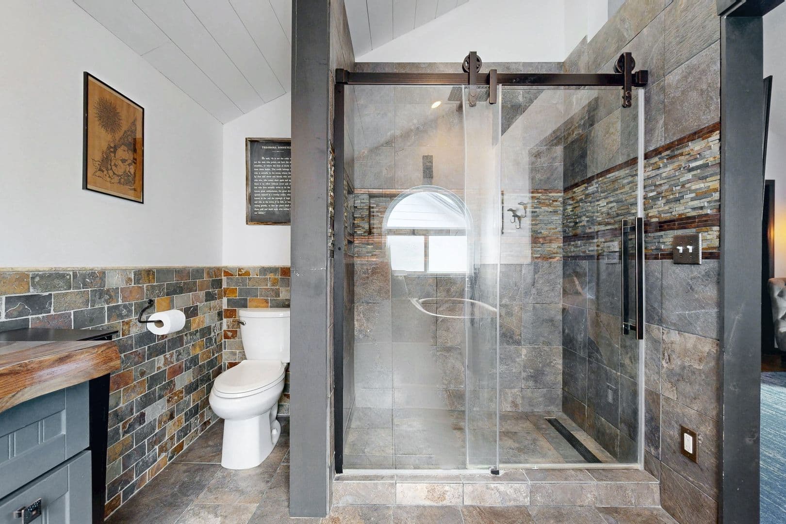 Parker House: 17206 Niwot Pl