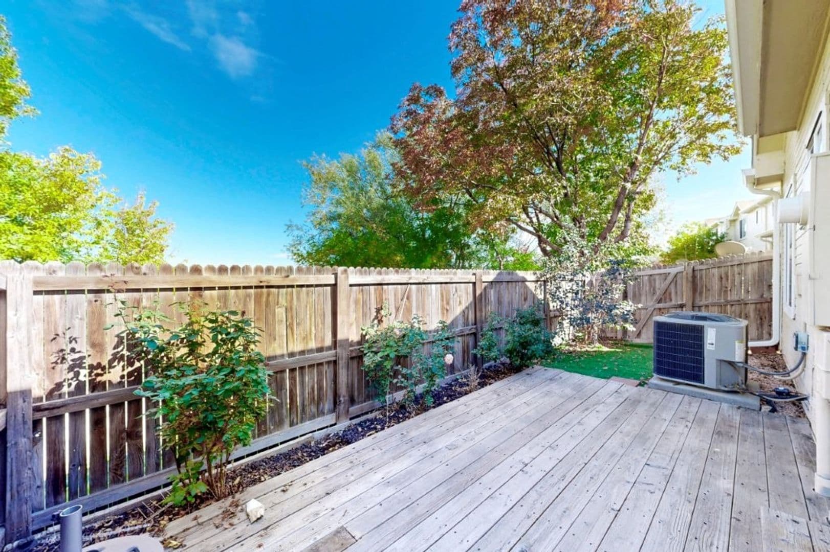 Aurora Apartment: 12217 E 2nd Dr