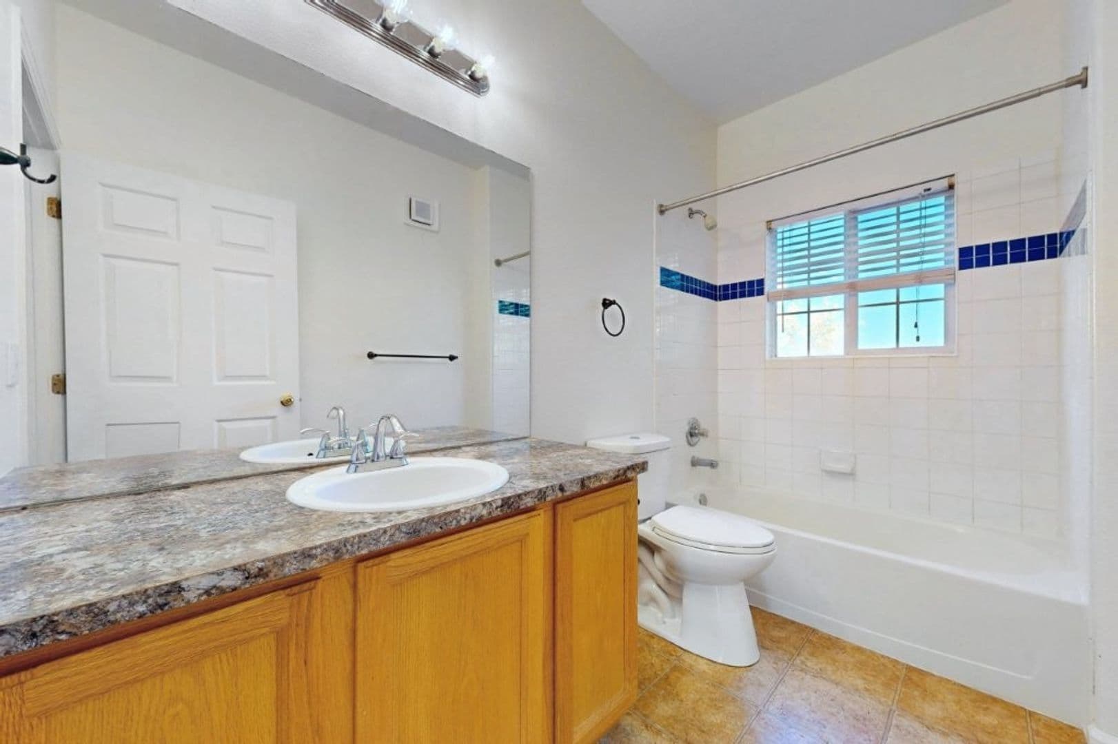 Aurora Apartment: 12217 E 2nd Dr