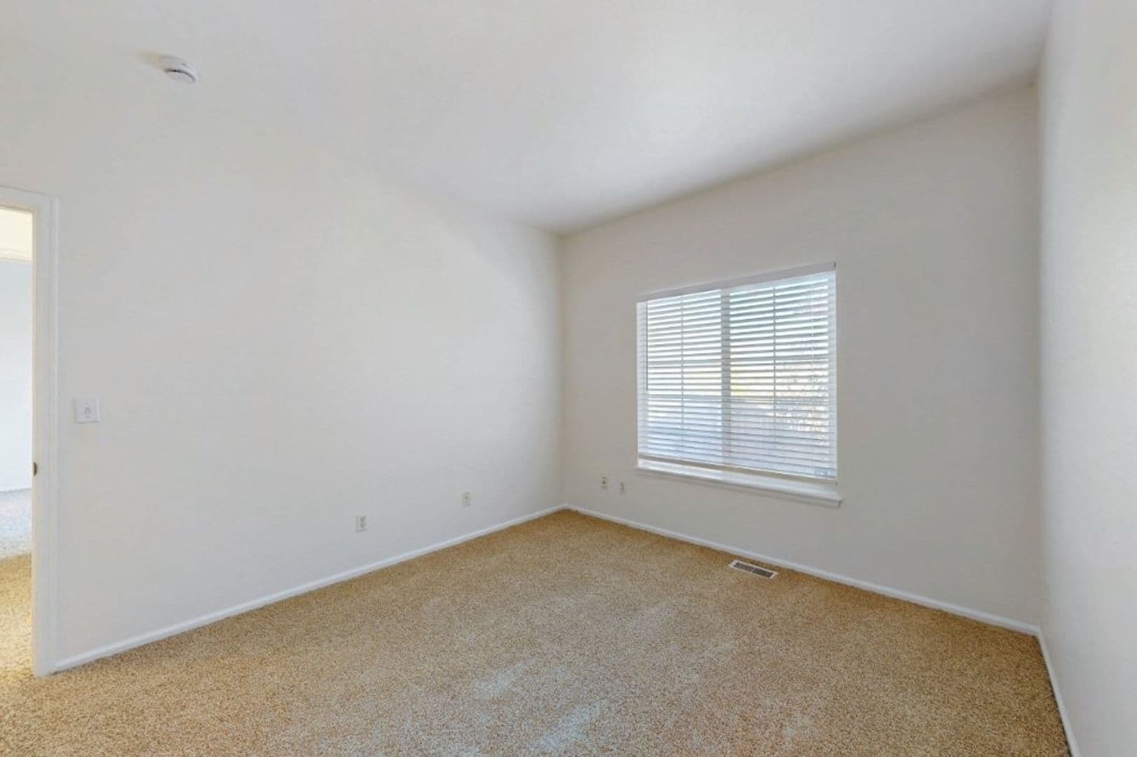 Aurora Apartment: 12217 E 2nd Dr
