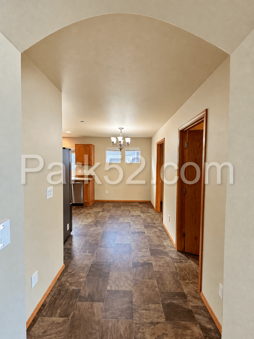 Dupont House: 2234 Wallace Loop