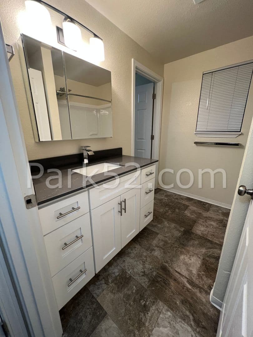Bonney Lake Apartment: 7202 194th Ave E #1