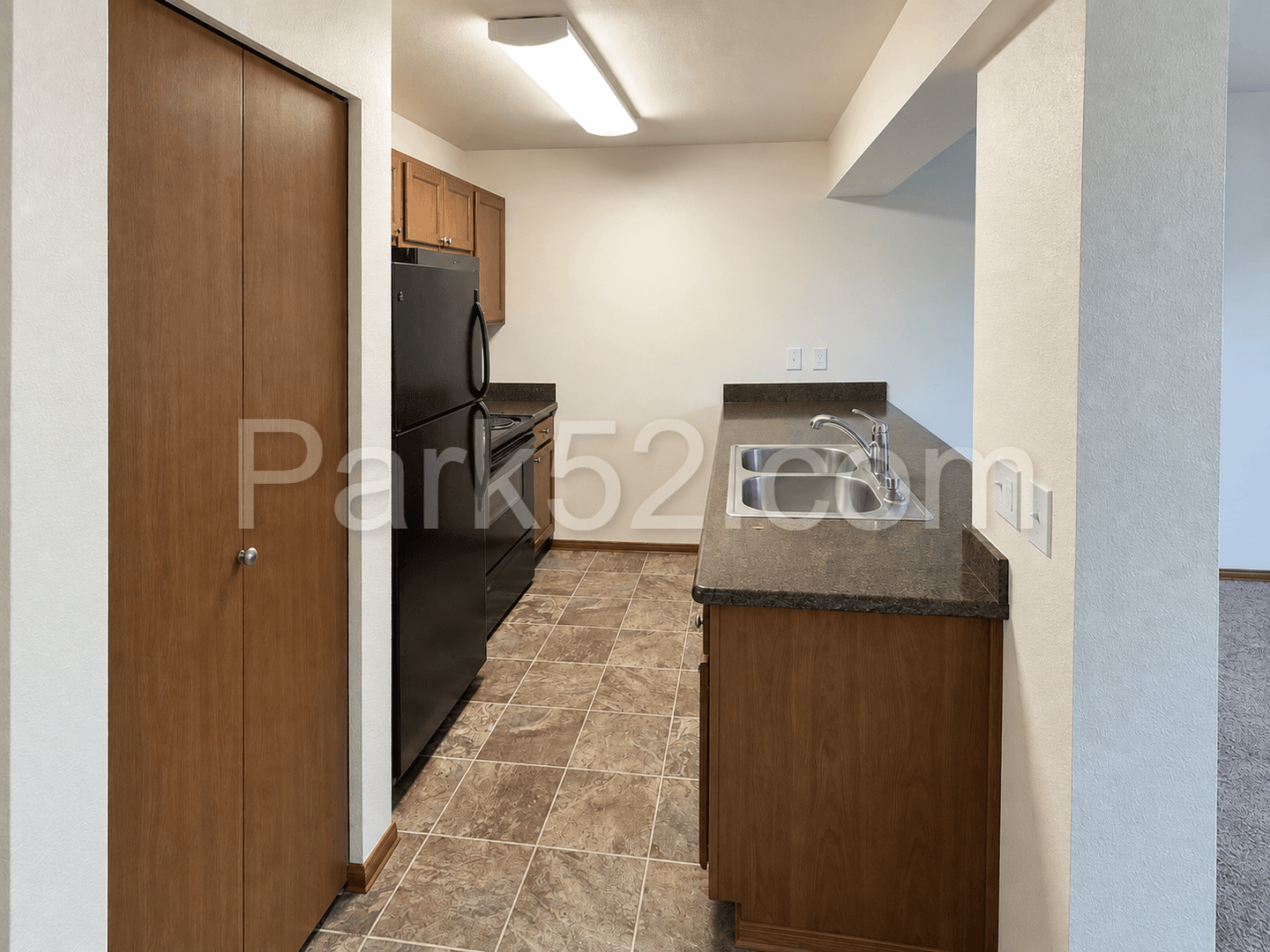 Tacoma Apartment: 630 N Prospect #15