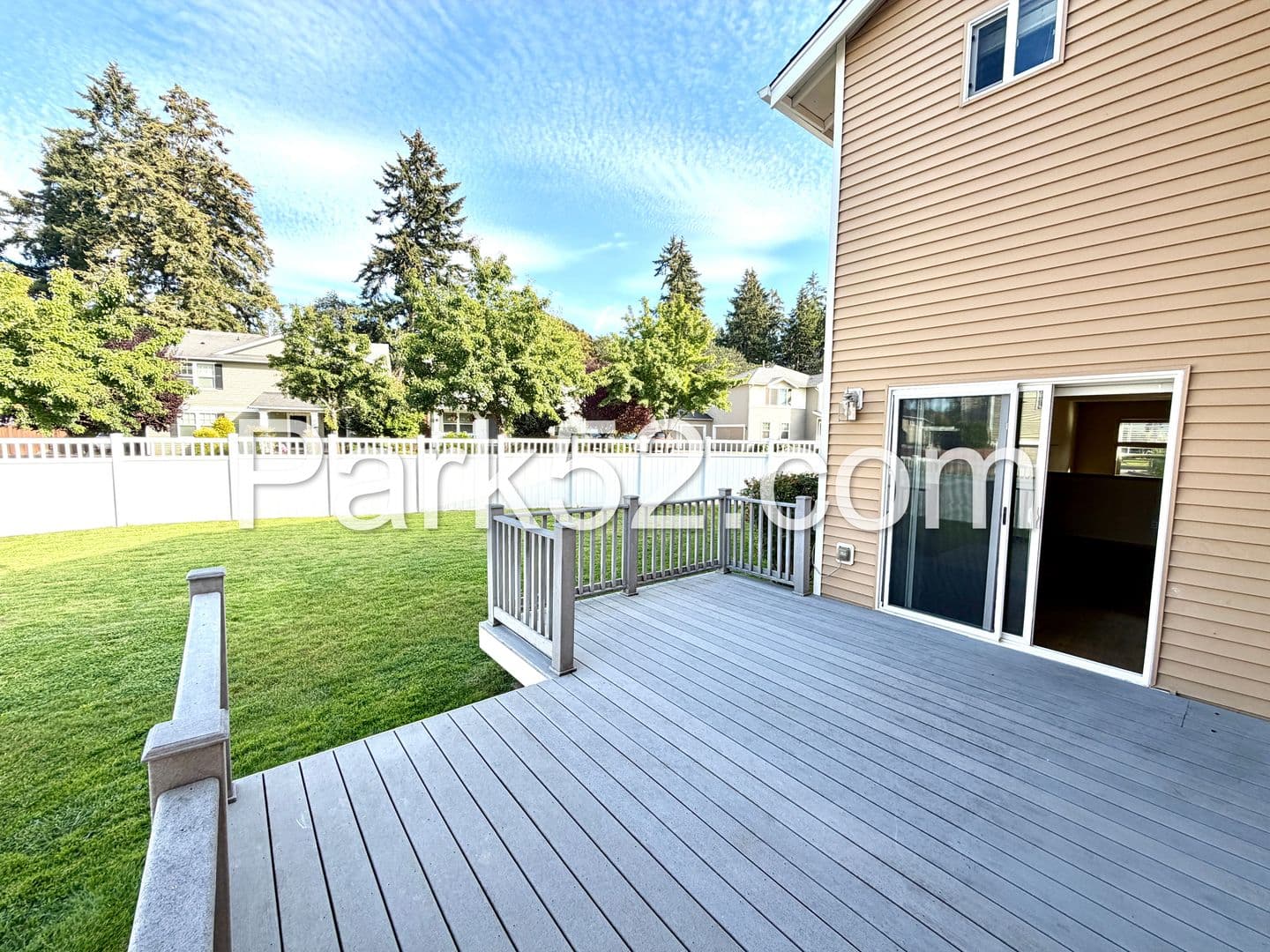 Dupont House: 2234 Wallace Loop