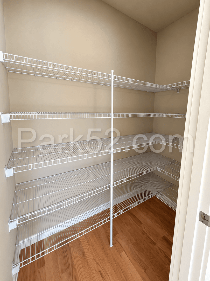 Puyallup House: 18608 111th Ave Ct E