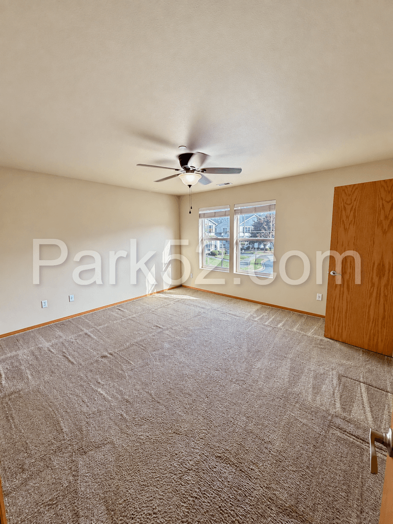 Dupont House: 2234 Wallace Loop