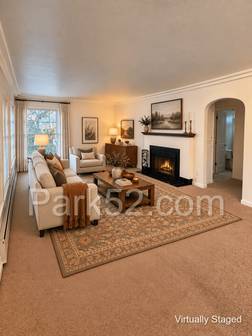 Tacoma House: 1002 S Oakes