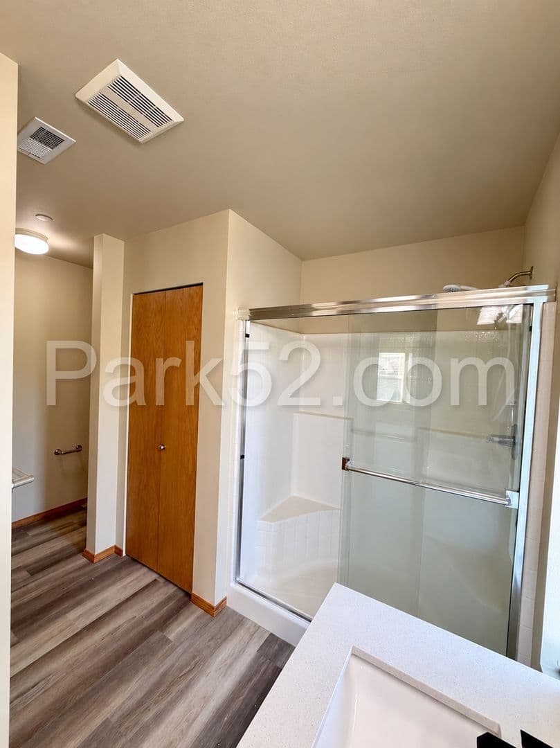 Dupont House: 2234 Wallace Loop