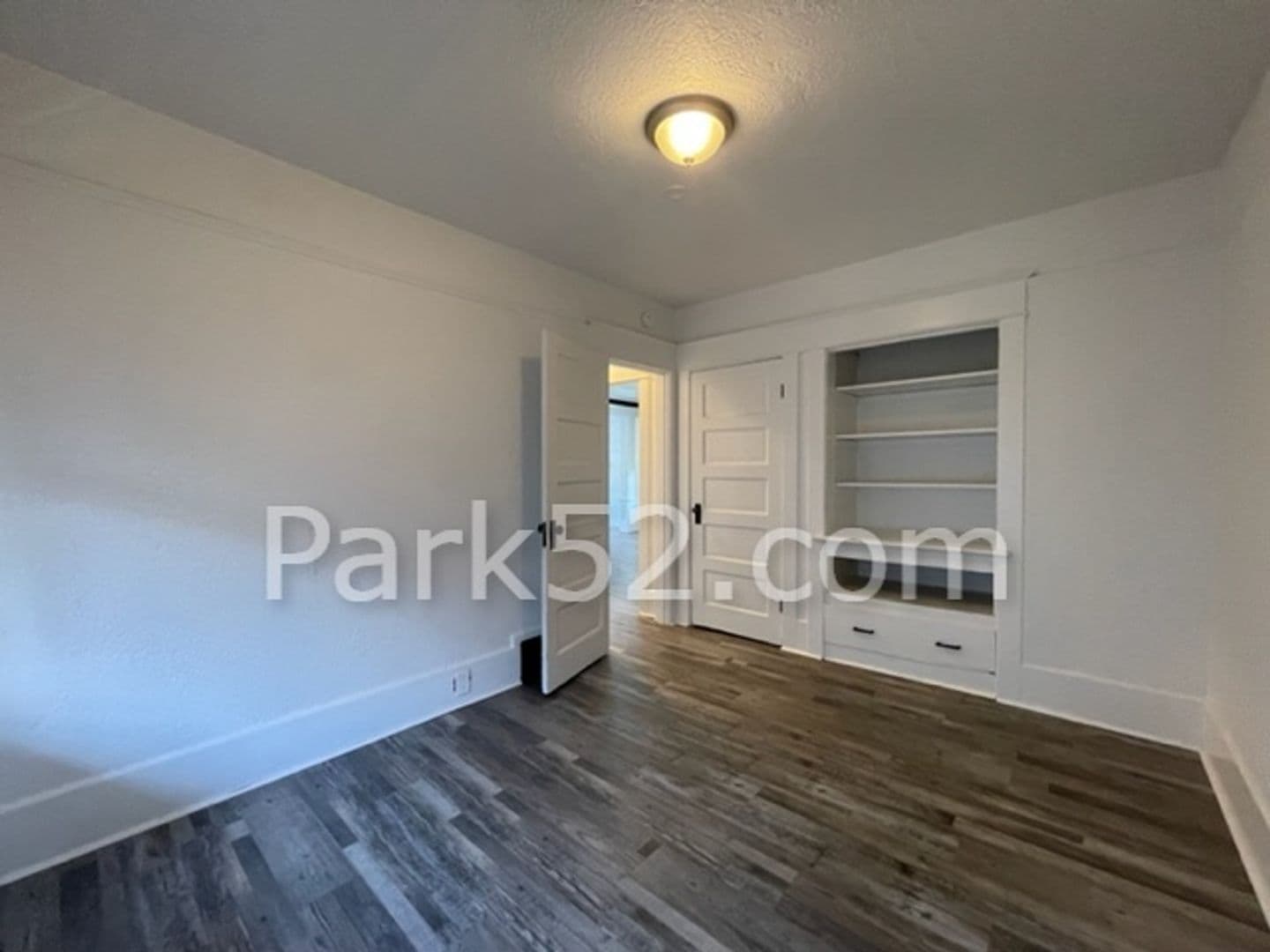 Tacoma Apartment: 1408 6th Ave