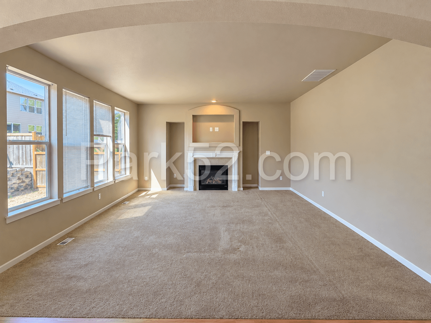 Puyallup House: 18608 111th Ave Ct E