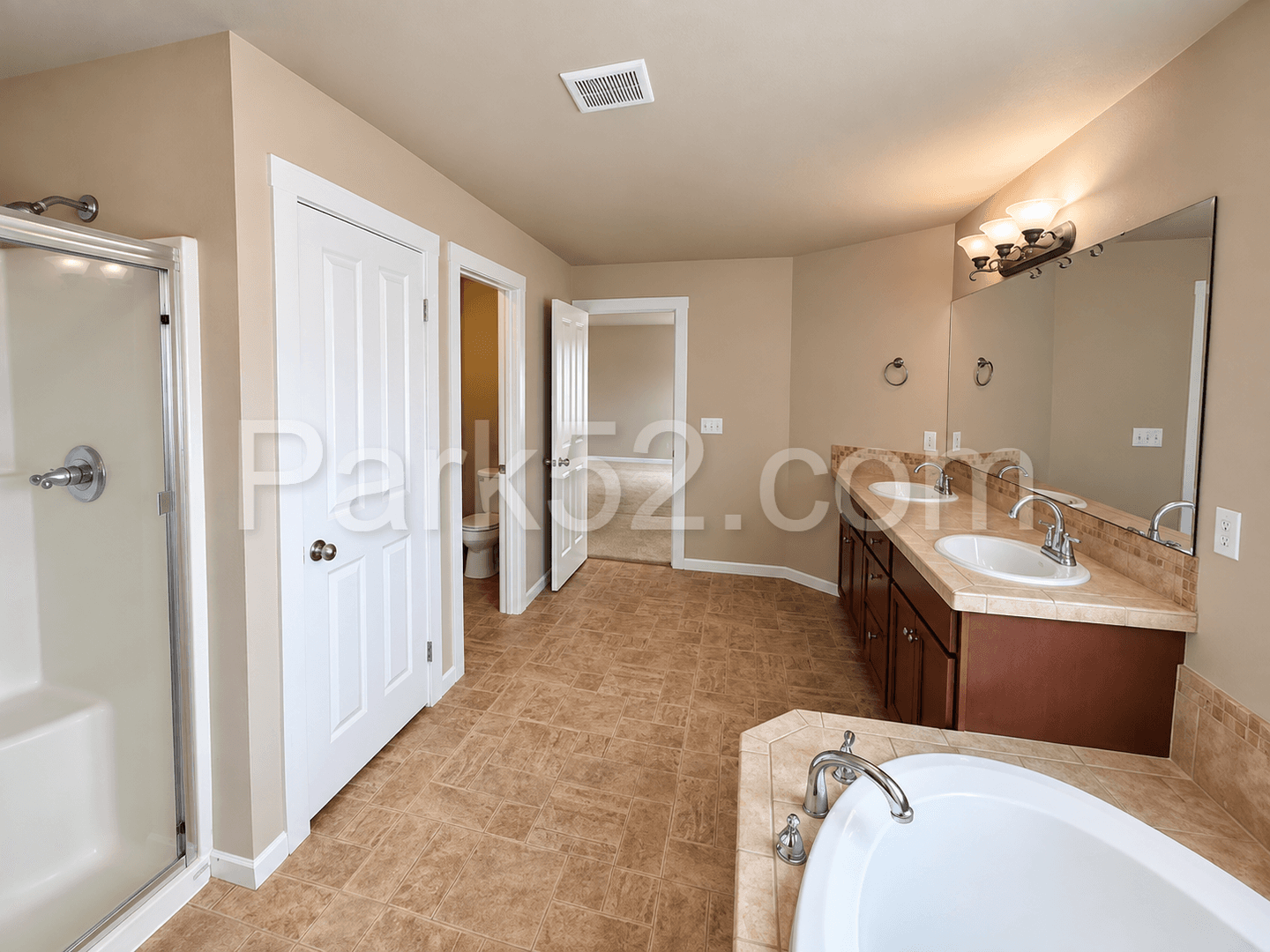 Puyallup House: 18608 111th Ave Ct E