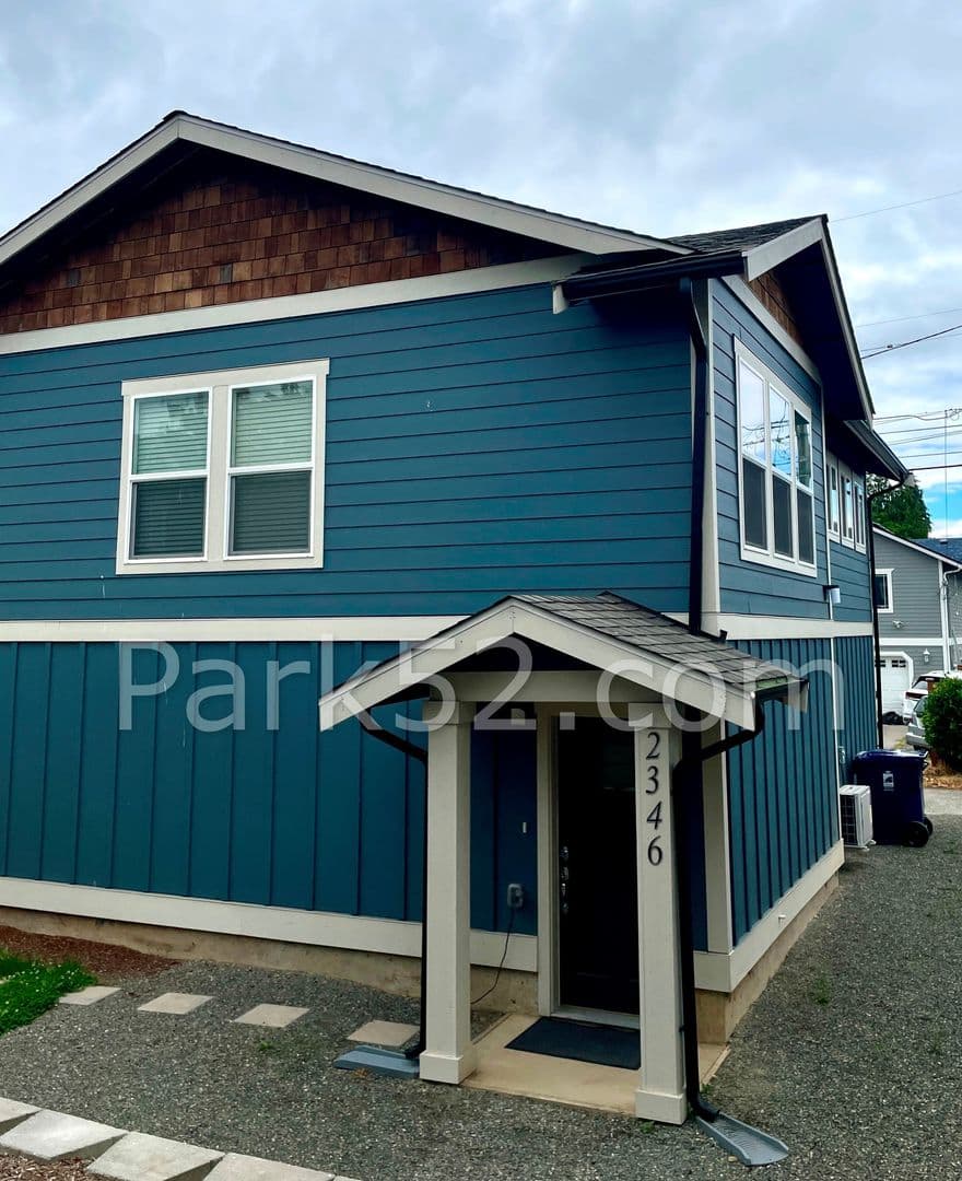 Tacoma House: 2346 S L St #B