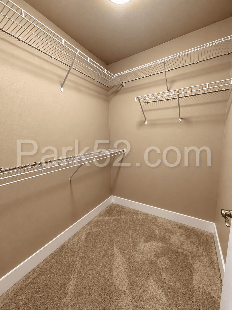 Olympia House: 1548 Onyx St SE