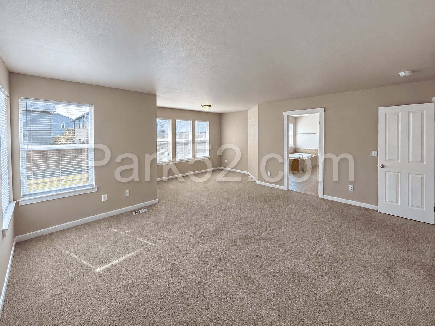 Puyallup House: 18608 111th Ave Ct E