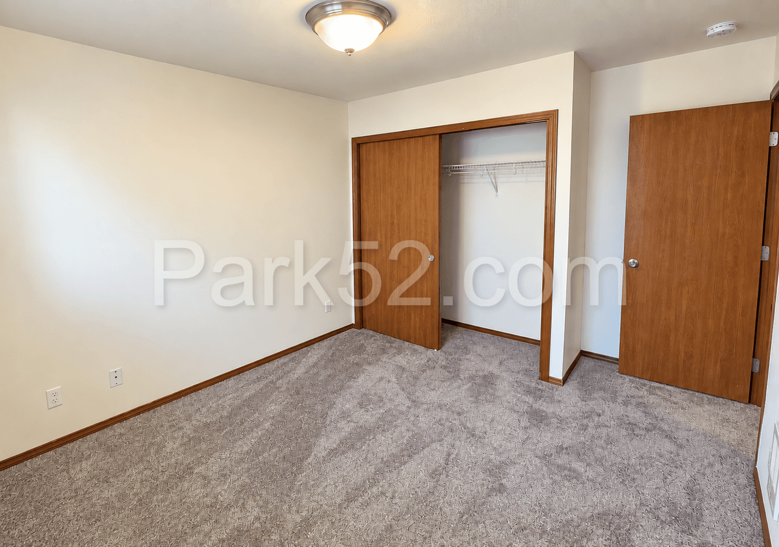 Tacoma Apartment: 630 N Prospect #15