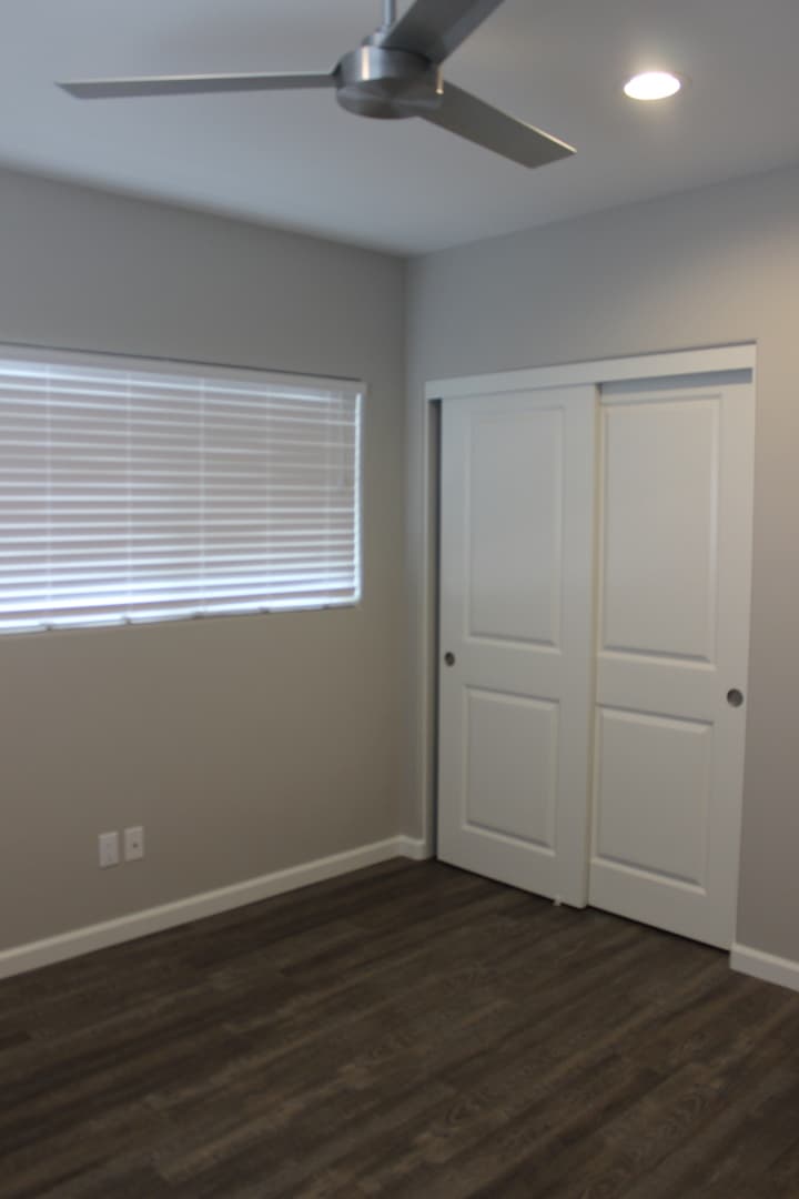 San Diego Apartment: 7043 Saranac Street
