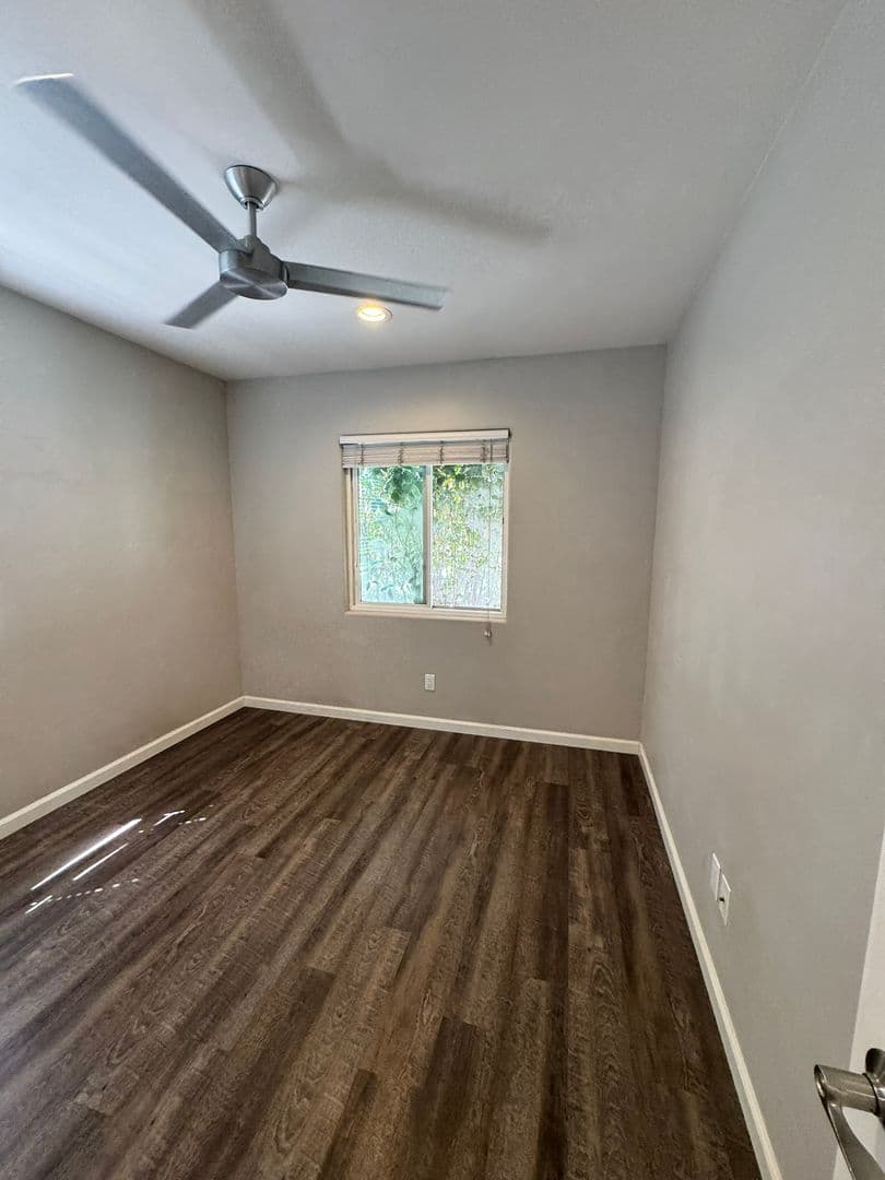 San Diego Apartment: 7043 Saranac Street