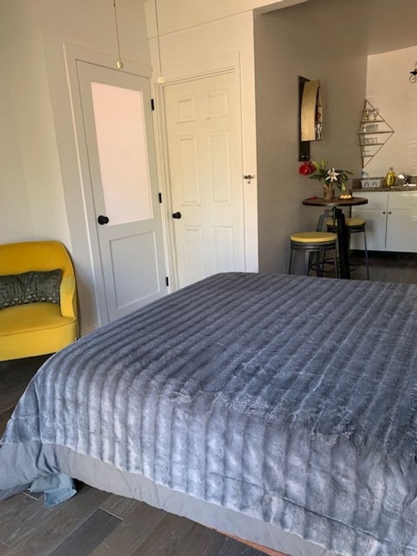 Alpine House: 2815 S Grade Rd