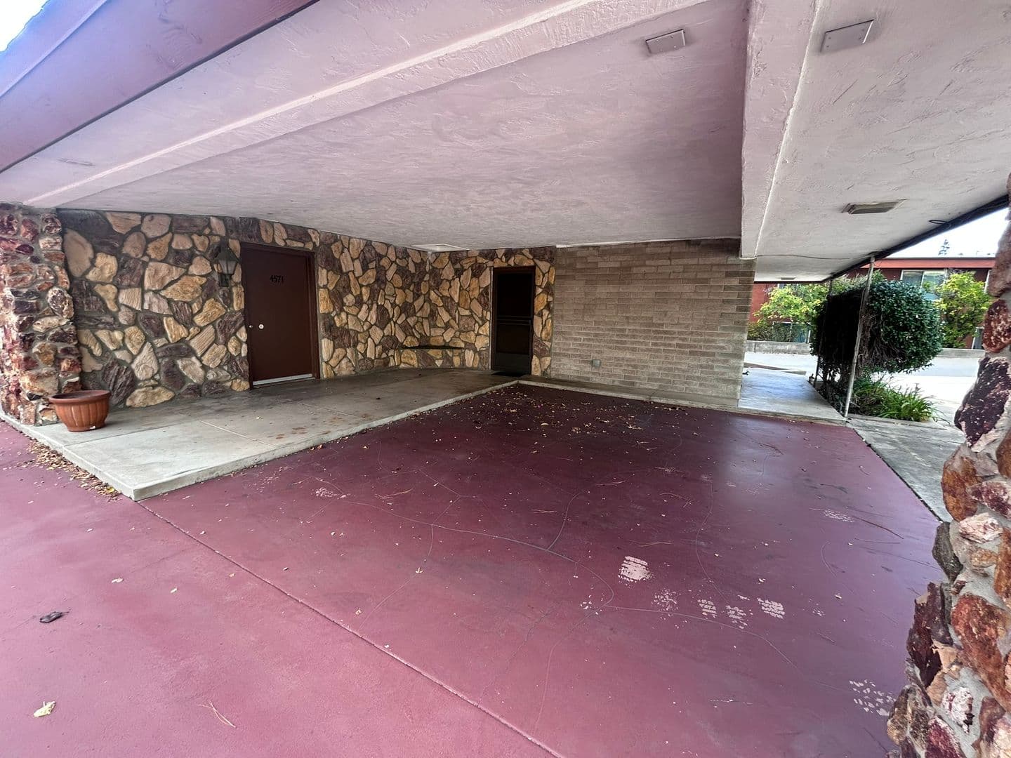 San Diego House: 4571 Twain Ave