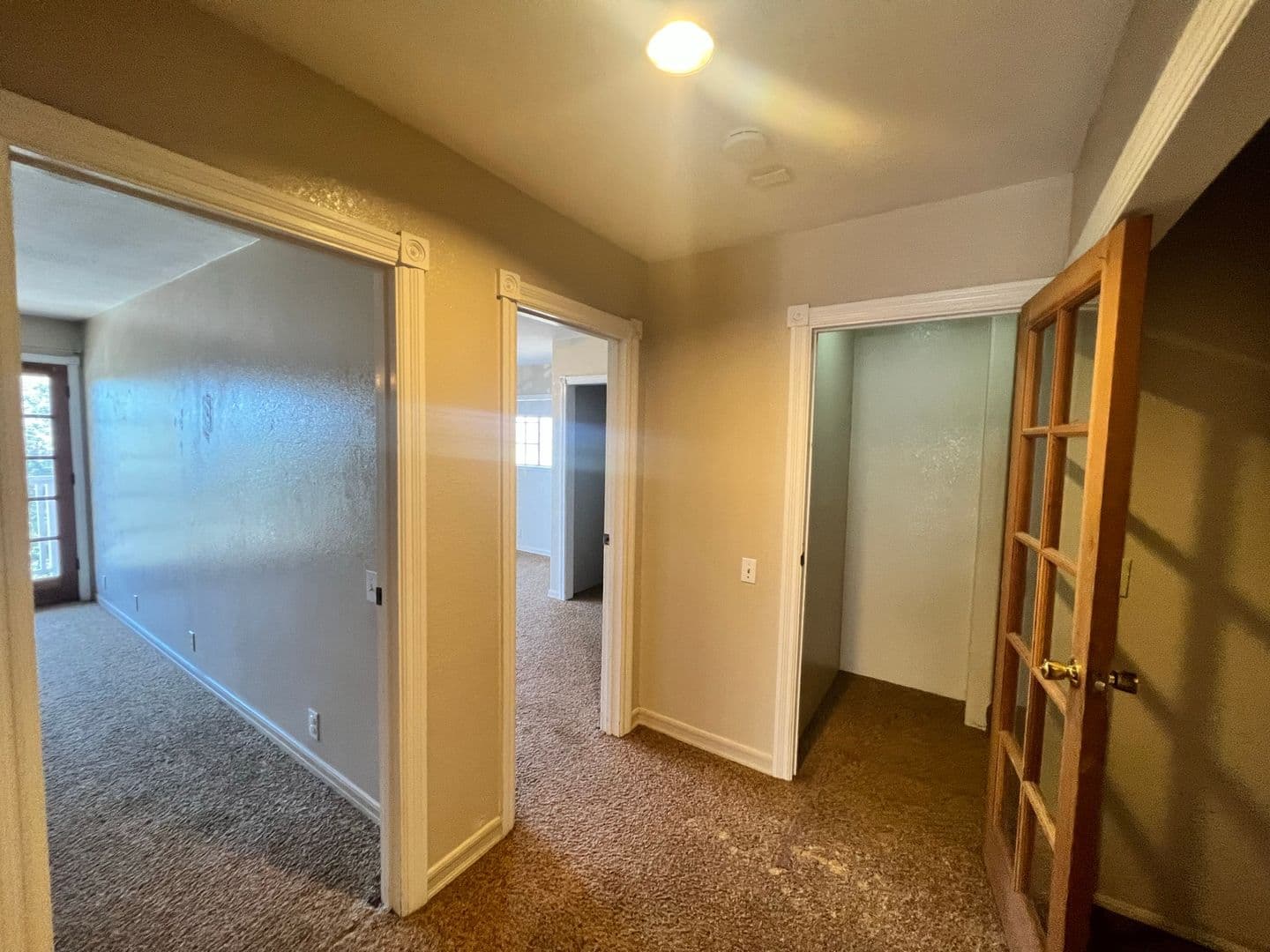 Alpine House: 1937 Lilac Ln