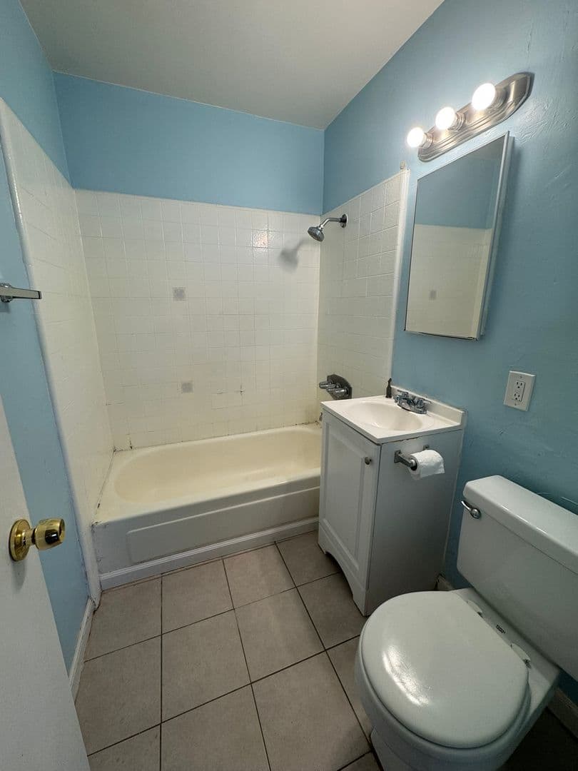 San Diego Apartment: 7017-7019 Mohawk Street