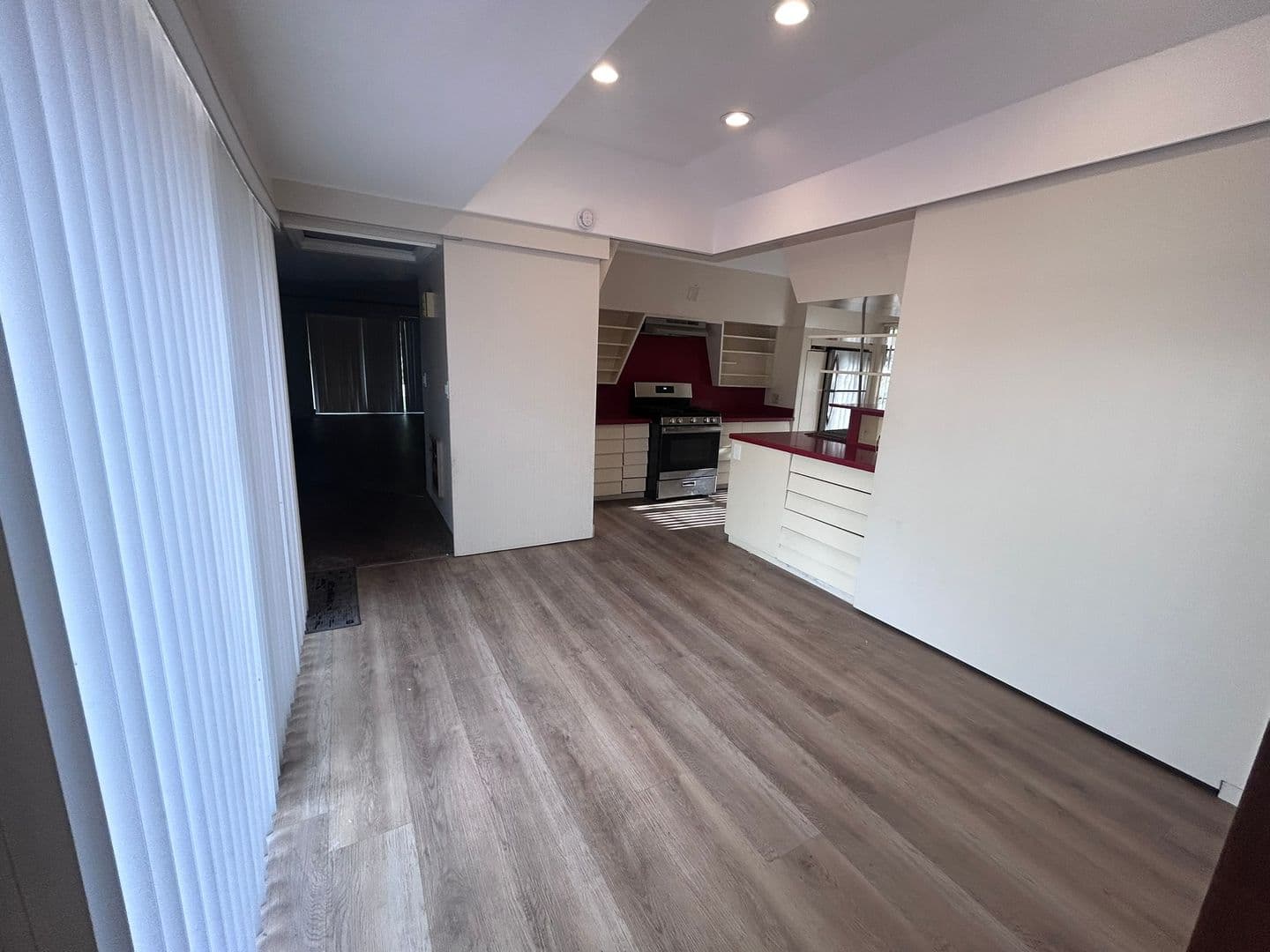 San Diego House: 4571 Twain Ave