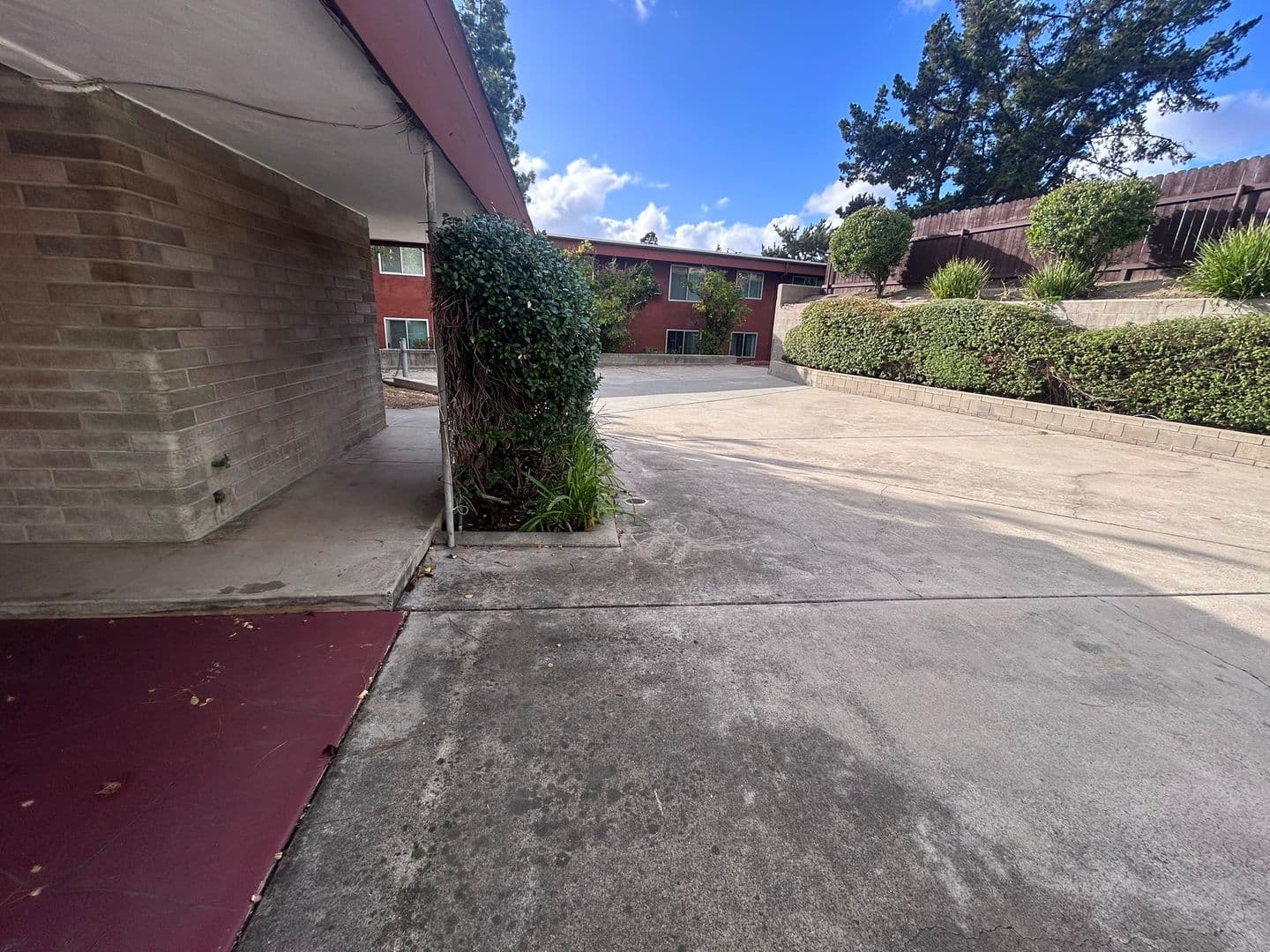 San Diego House: 4571 Twain Ave