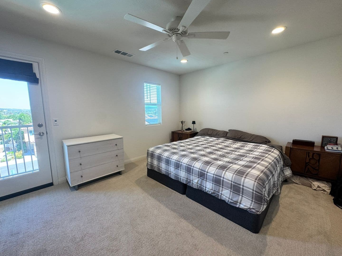 Santee House: 8648 Amherst St