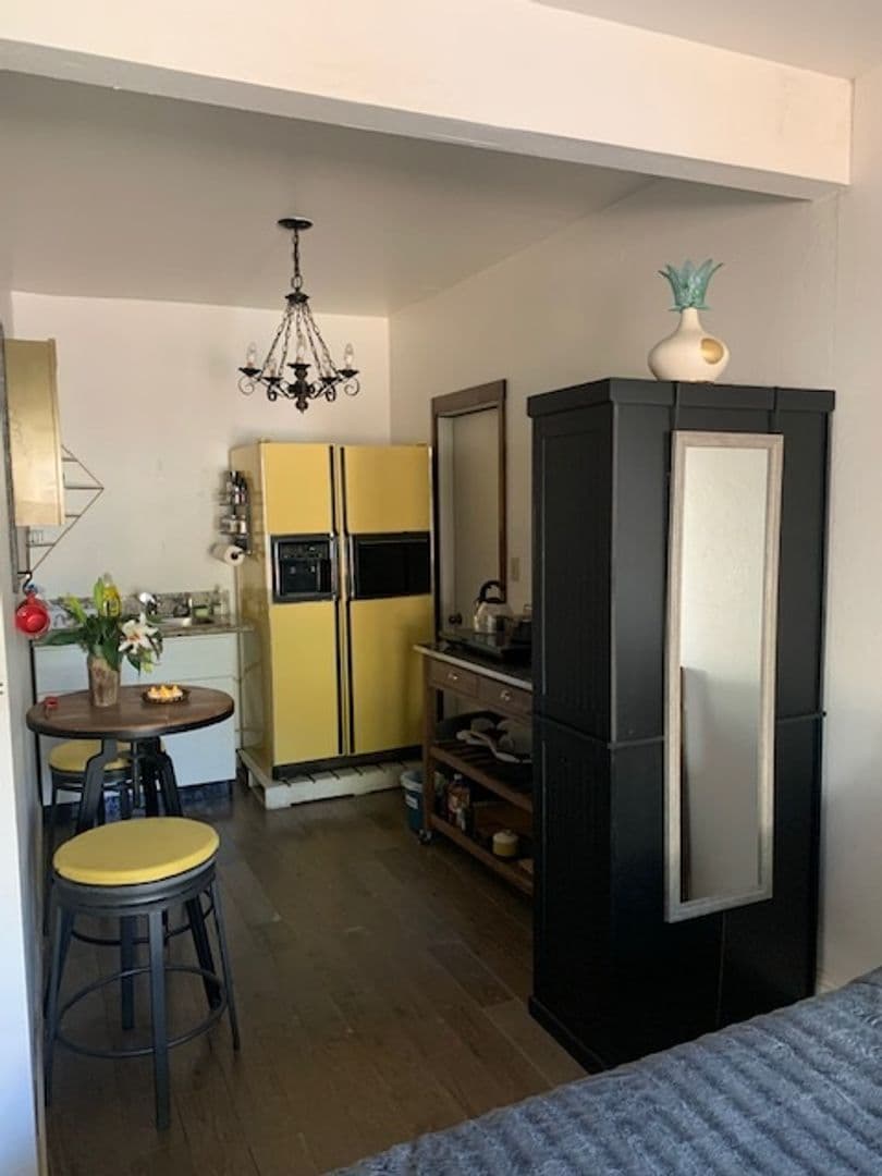 Alpine House: 2815 S Grade Rd