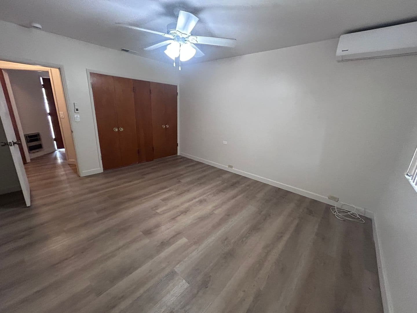San Diego House: 4571 Twain Ave