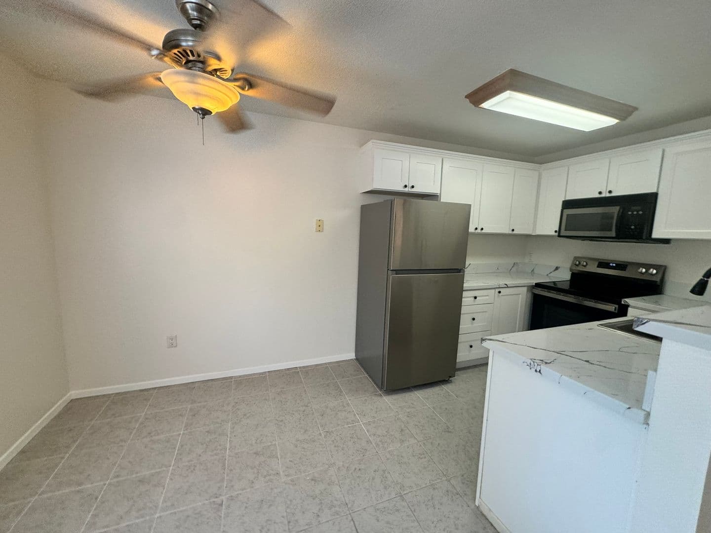 Alpine Condo: 2616 Alpine Blvd #24