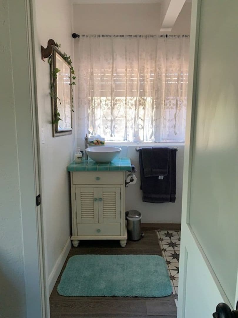 Alpine House: 2815 S Grade Rd