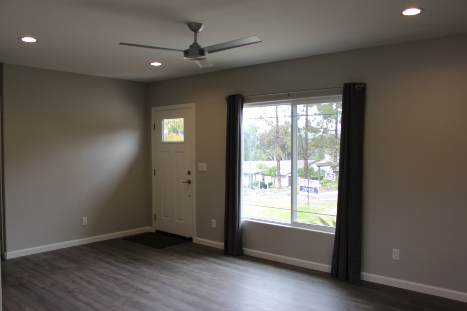 San Diego Apartment: 7043 Saranac Street