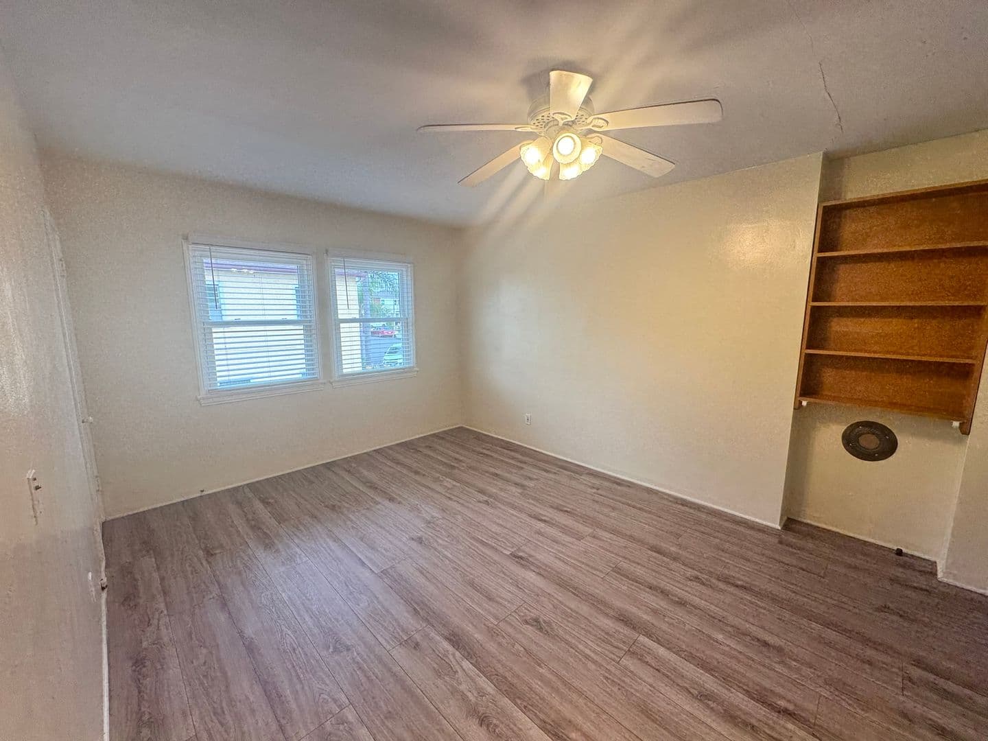 San Diego Apartment: 4410-16 Illinois St