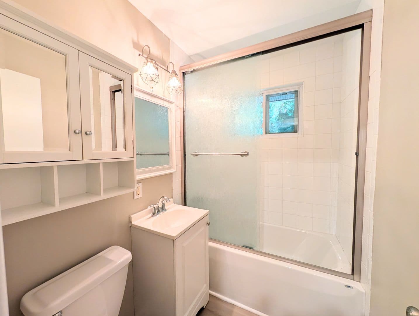 Raleigh Apartment: 3906 Lexington Drive