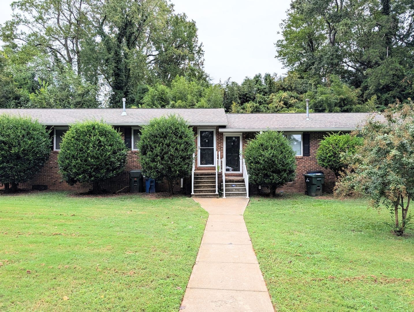 Raleigh Apartment: 3906 Lexington Drive