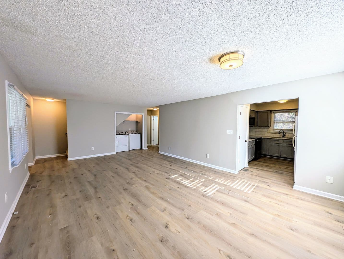 Chapel Hill Apartment: 117 Forsyth Drive