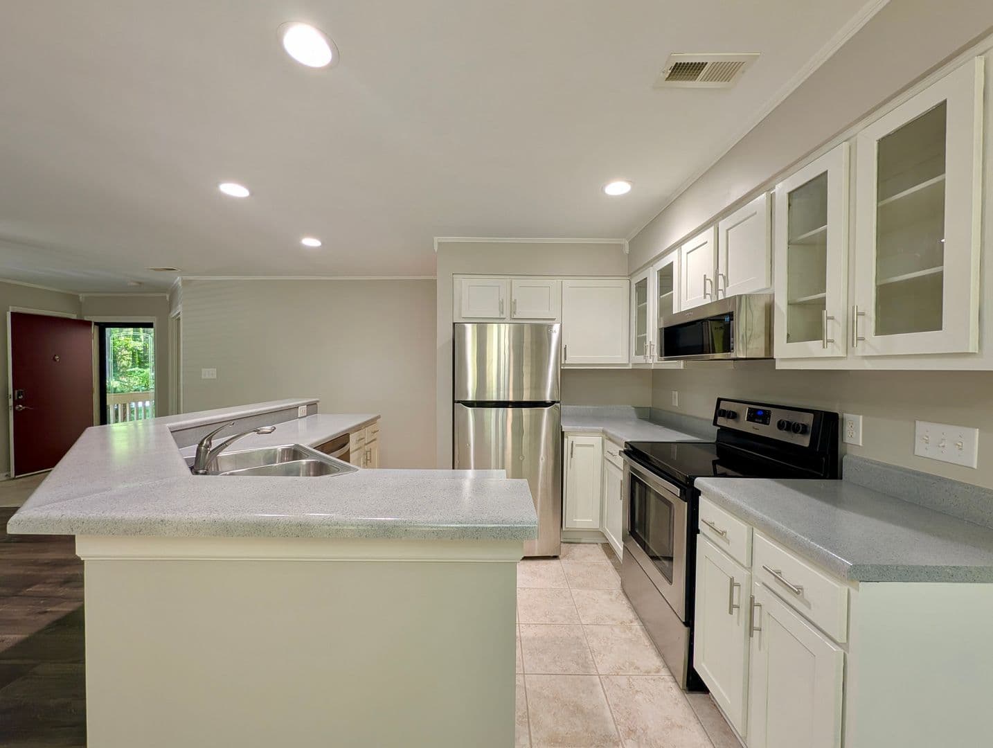 Cary Condo: 311 New Kent Place