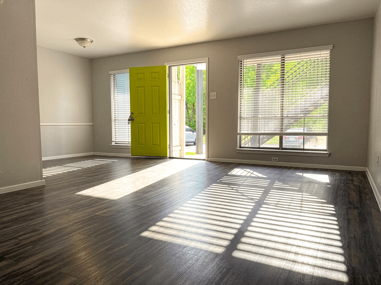 Austin Apartment: 1124 Rutland Dr
